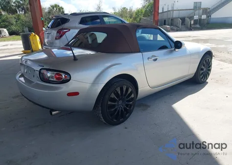2006 Mazda Mx-5 Grand Touring из США, поврежденный, VIN JM1NC25F560107267